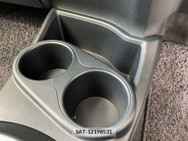 Toyota AQUA 2021-02 7214845-17