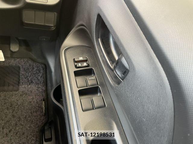 Toyota AQUA 2021-02 7214845-19