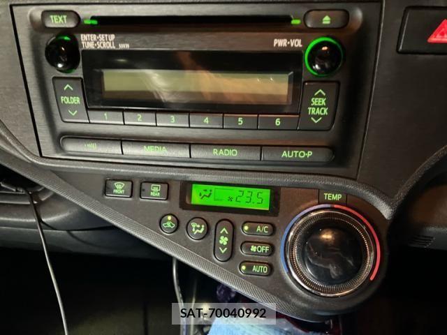 Toyota AQUA 2012-01 7214660-19