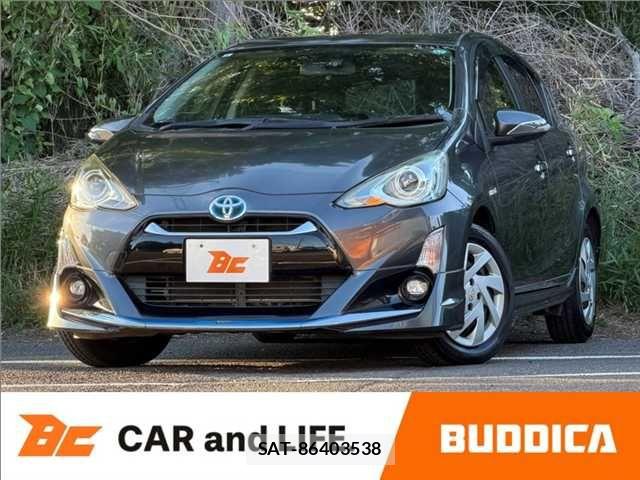 Toyota AQUA 2015-09 7214751-0