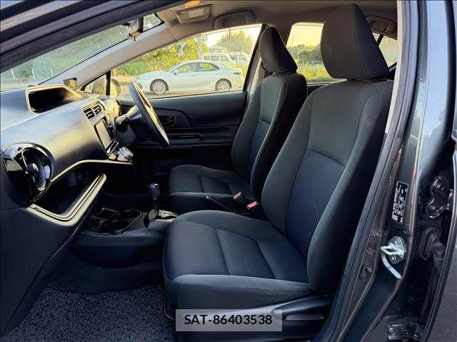 Toyota AQUA 2015-09 7214751-24