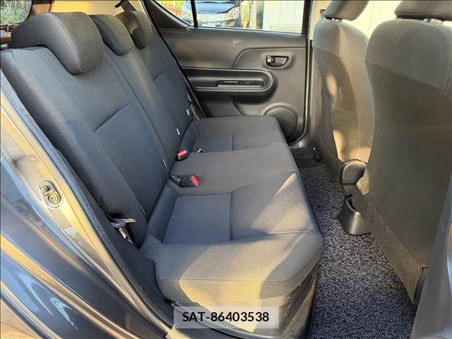 Toyota AQUA 2015-09 7214751-25