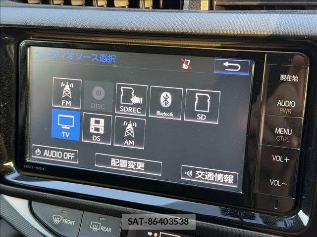Toyota AQUA 2015-09 7214751-2