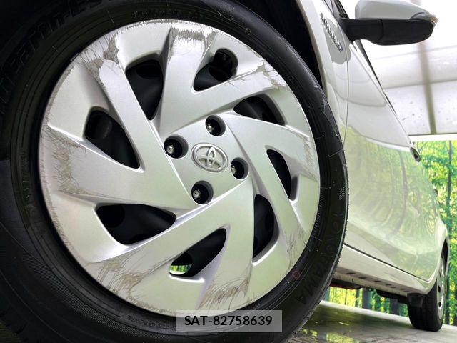 Toyota AQUA 2016-09 7214770-11