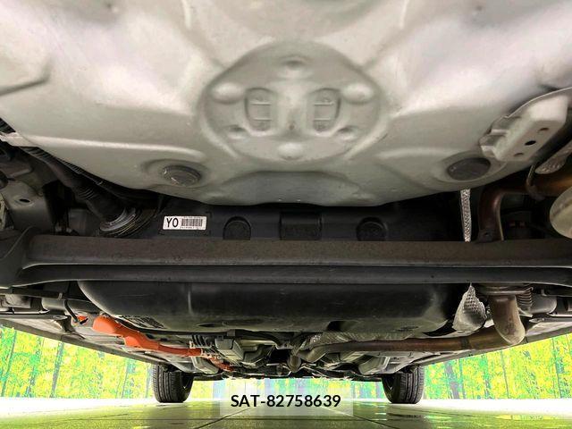 Toyota AQUA 2016-09 7214770-18
