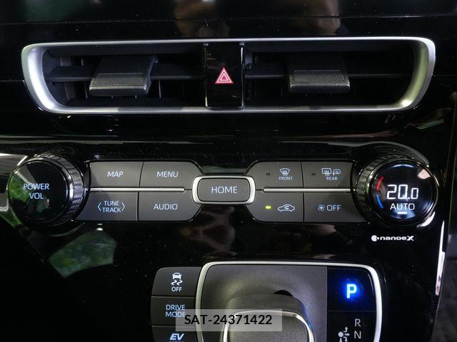 Toyota AQUA 2025-03 7214875-11