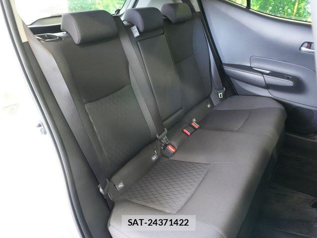 Toyota AQUA 2025-03 7214875-27