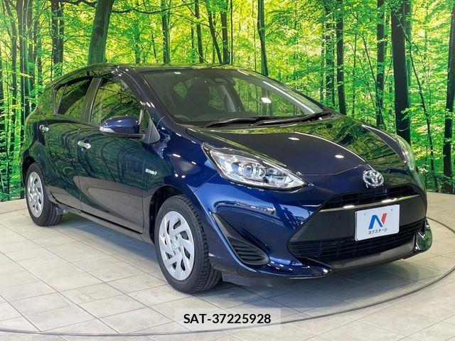 Toyota AQUA 2018-07 7213613-15