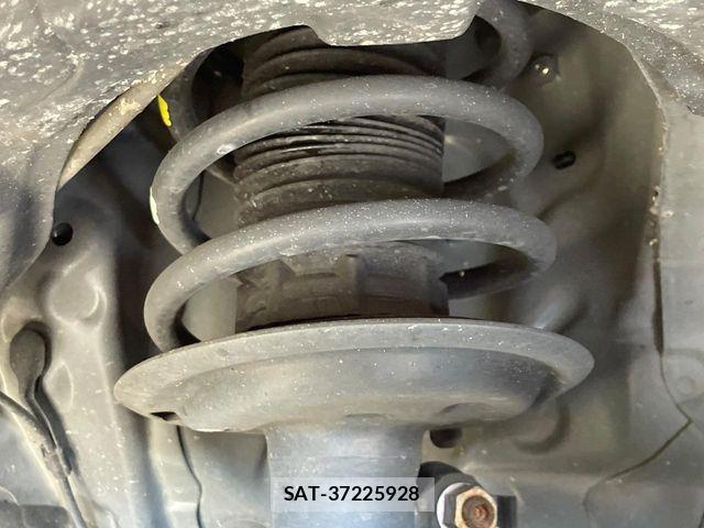 Toyota AQUA 2018-07 7213613-19