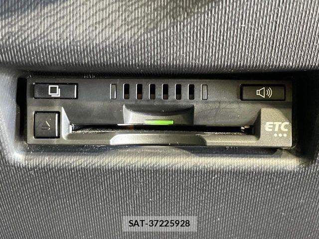 Toyota AQUA 2018-07 7213613-4