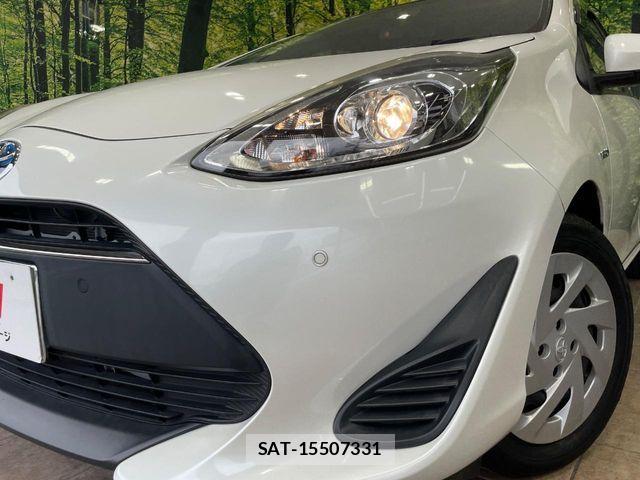 Toyota AQUA 2018-07 7213614-11