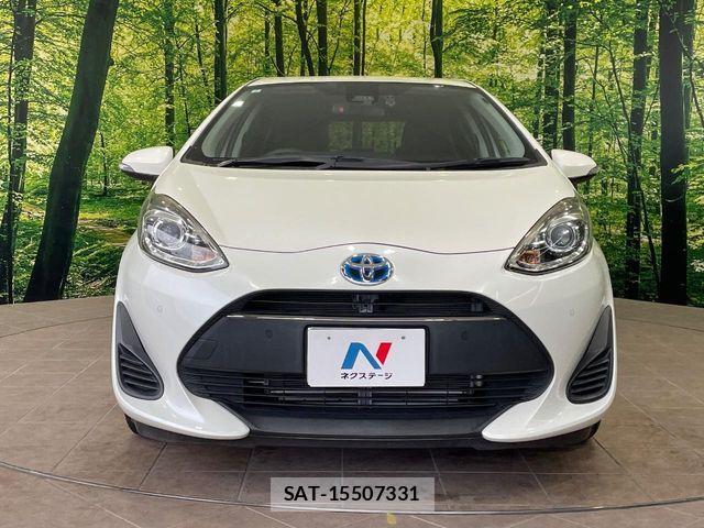 Toyota AQUA 2018-07 7213614-13