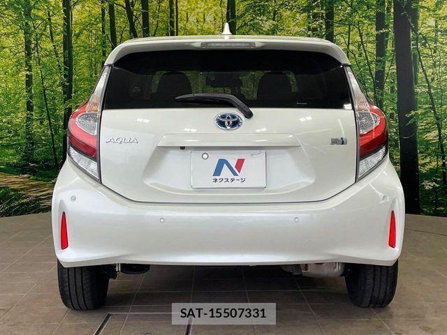 Toyota AQUA 2018-07 7213614-14