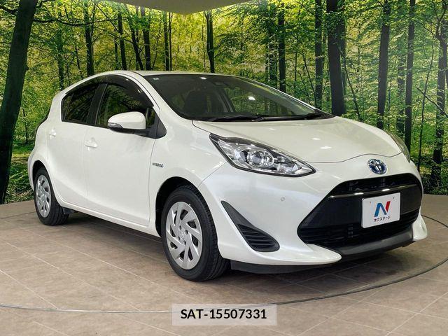 Toyota AQUA 2018-07 7213614-15