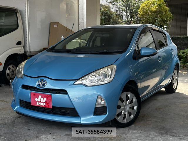 Toyota AQUA 2013-05 7214693-0
