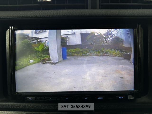 Toyota AQUA 2013-05 7214693-10