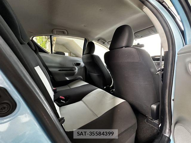 Toyota AQUA 2013-05 7214693-12