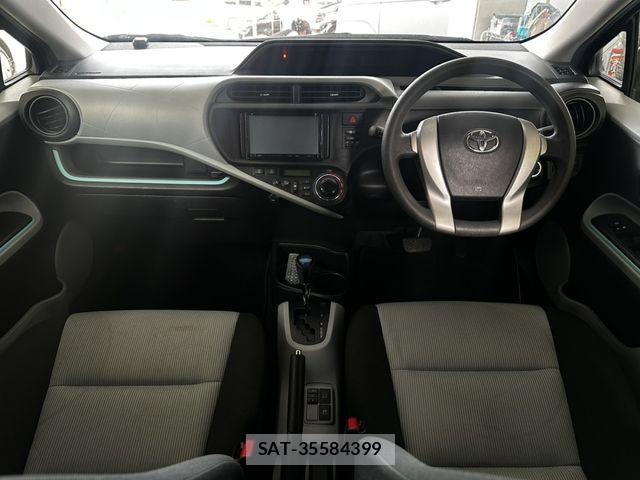 Toyota AQUA 2013-05 7214693-6