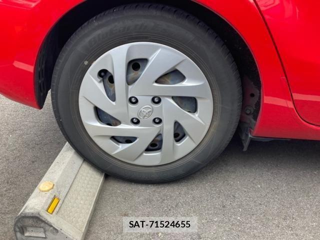 Toyota AQUA 2017-09 7214790-10