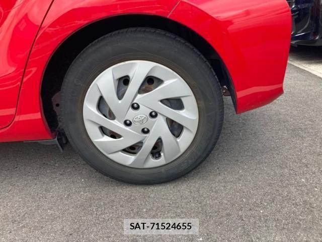 Toyota AQUA 2017-09 7214790-11