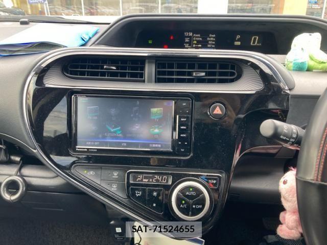 Toyota AQUA 2017-09 7214790-24
