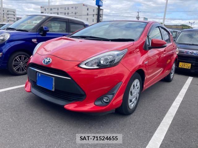 Toyota AQUA 2017-09 7214790-2