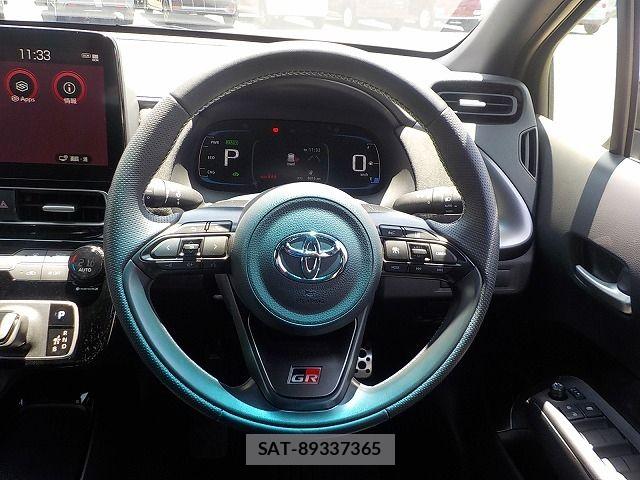 Toyota AQUA 2025-02 7214879-7