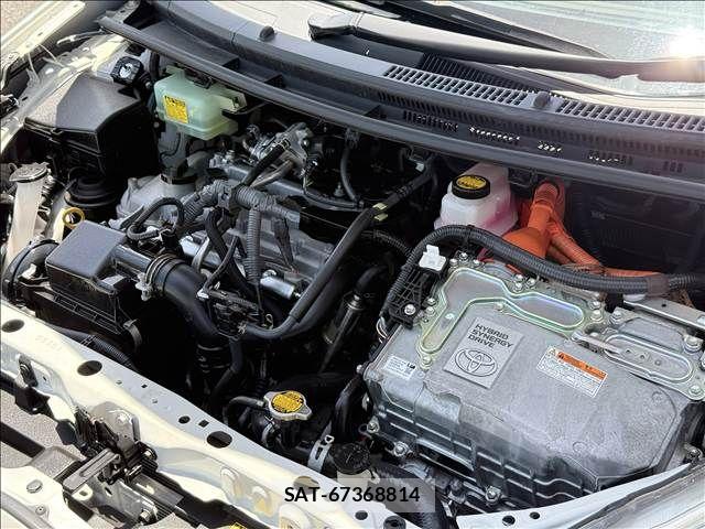 Toyota AQUA 2013-09 7214705-19