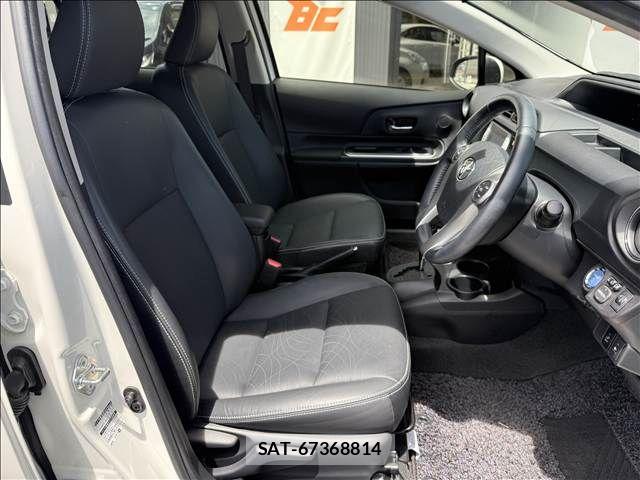 Toyota AQUA 2013-09 7214705-8