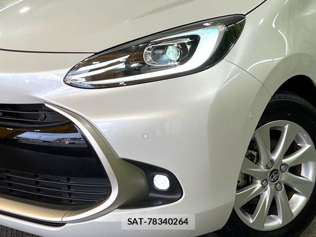 Toyota AQUA 2023-07 7213655-11