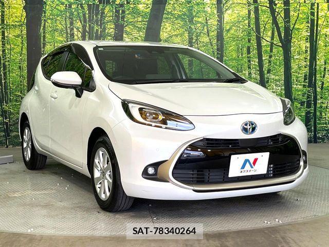 Toyota AQUA 2023-07 7213655-15