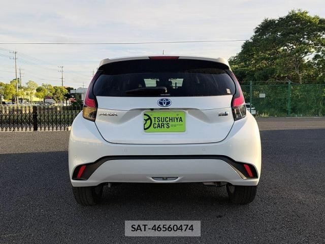 Toyota AQUA 2021-09 7214857-9