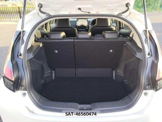 Toyota AQUA 2021-09 7214857-24