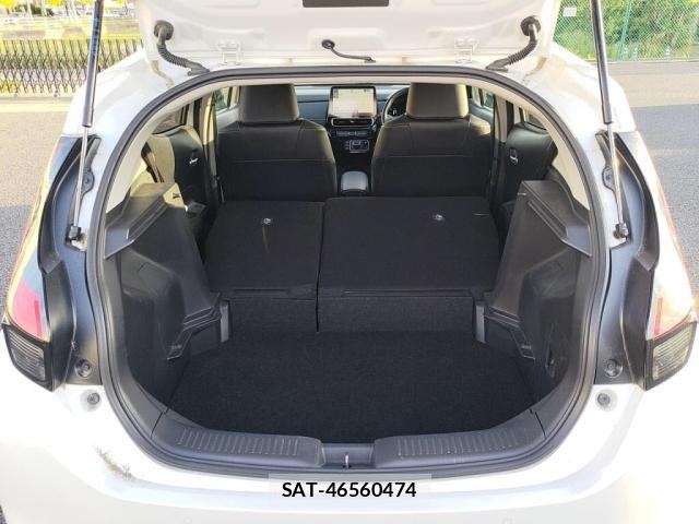 Toyota AQUA 2021-09 7214857-26