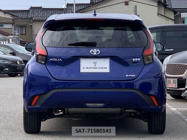 Toyota AQUA 2023-09 7213657-6