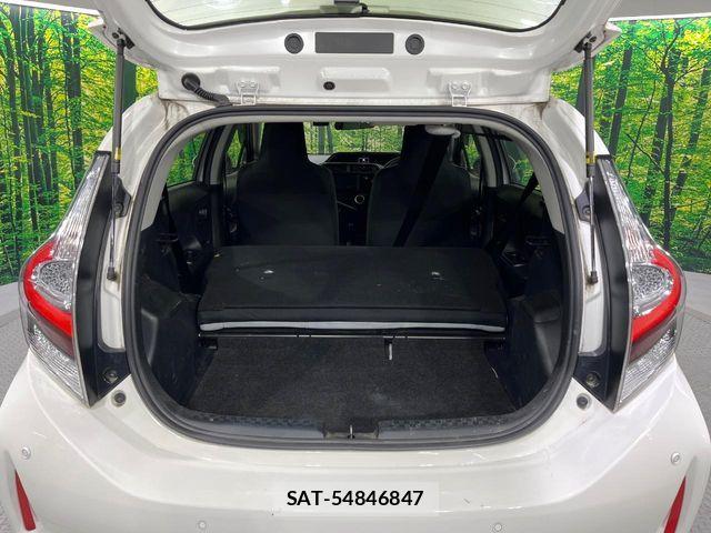Toyota AQUA 2021-02 7214846-9
