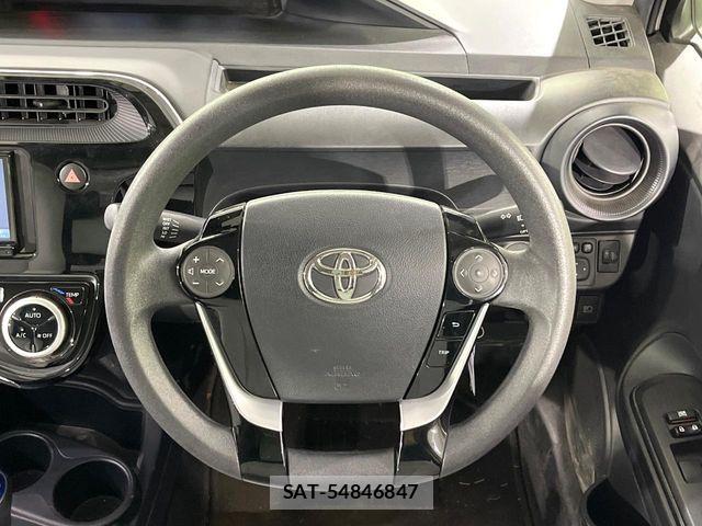 Toyota AQUA 2021-02 7214846-10