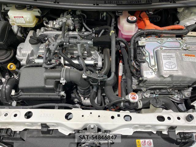 Toyota AQUA 2021-02 7214846-17