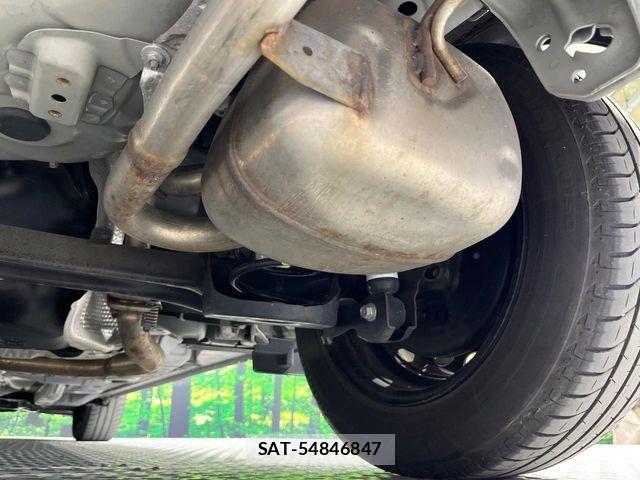 Toyota AQUA 2021-02 7214846-19