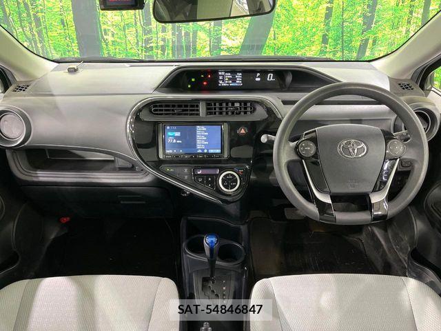 Toyota AQUA 2021-02 7214846-4