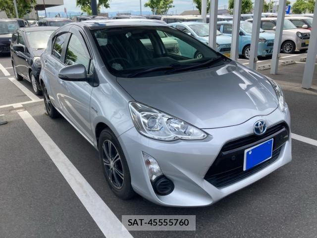 Toyota AQUA 2015-06 7214748-0