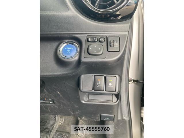 Toyota AQUA 2015-06 7214748-11