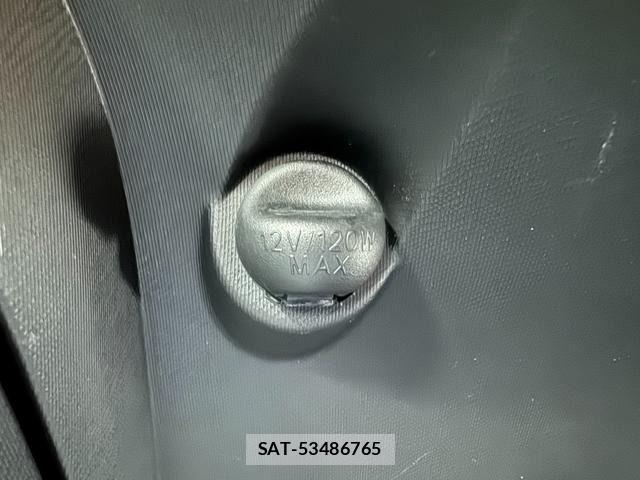 Toyota AQUA 2015-05 7214740-26