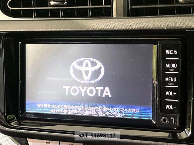 Toyota AQUA 2017-04 7214778-3