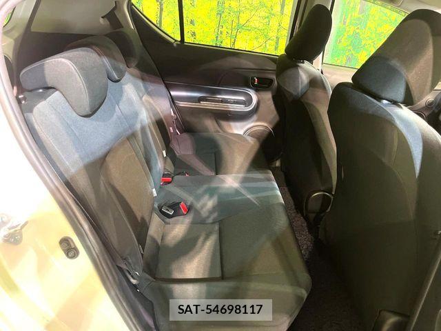 Toyota AQUA 2017-04 7214778-8