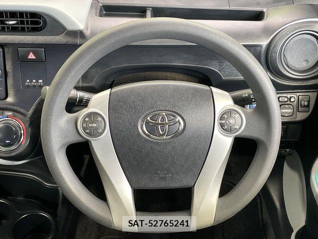 Toyota AQUA 2013-01 7214692-10