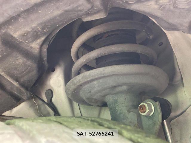 Toyota AQUA 2013-01 7214692-19