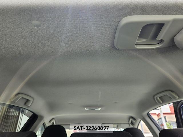 Toyota AQUA 2016-10 7214775-12