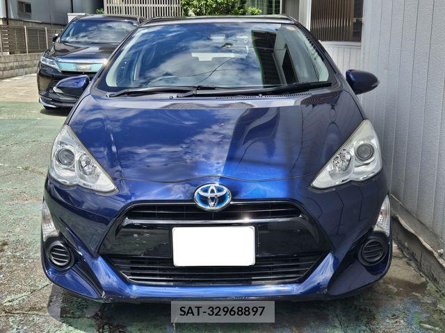 Toyota AQUA 2016-10 7214775-4