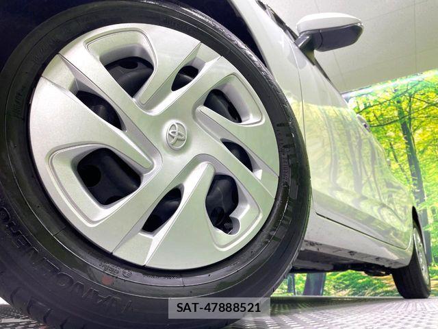 Toyota AQUA 2025-05 7214876-14
